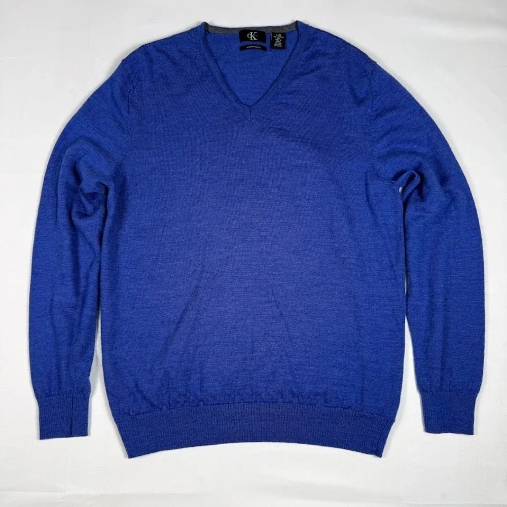 Calvin Klein Sweater Mens L Blue Extra Fine Merino Wool V Neck Knit Pullover